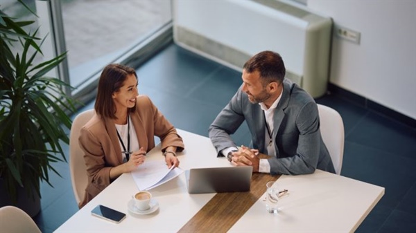 How to Contact an Executive Search Firm: A Guide for Clients